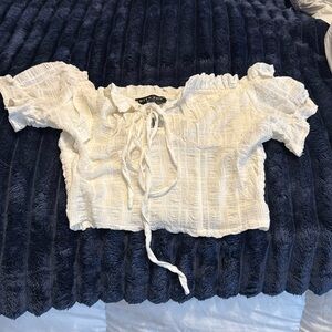 XS white fox crop top